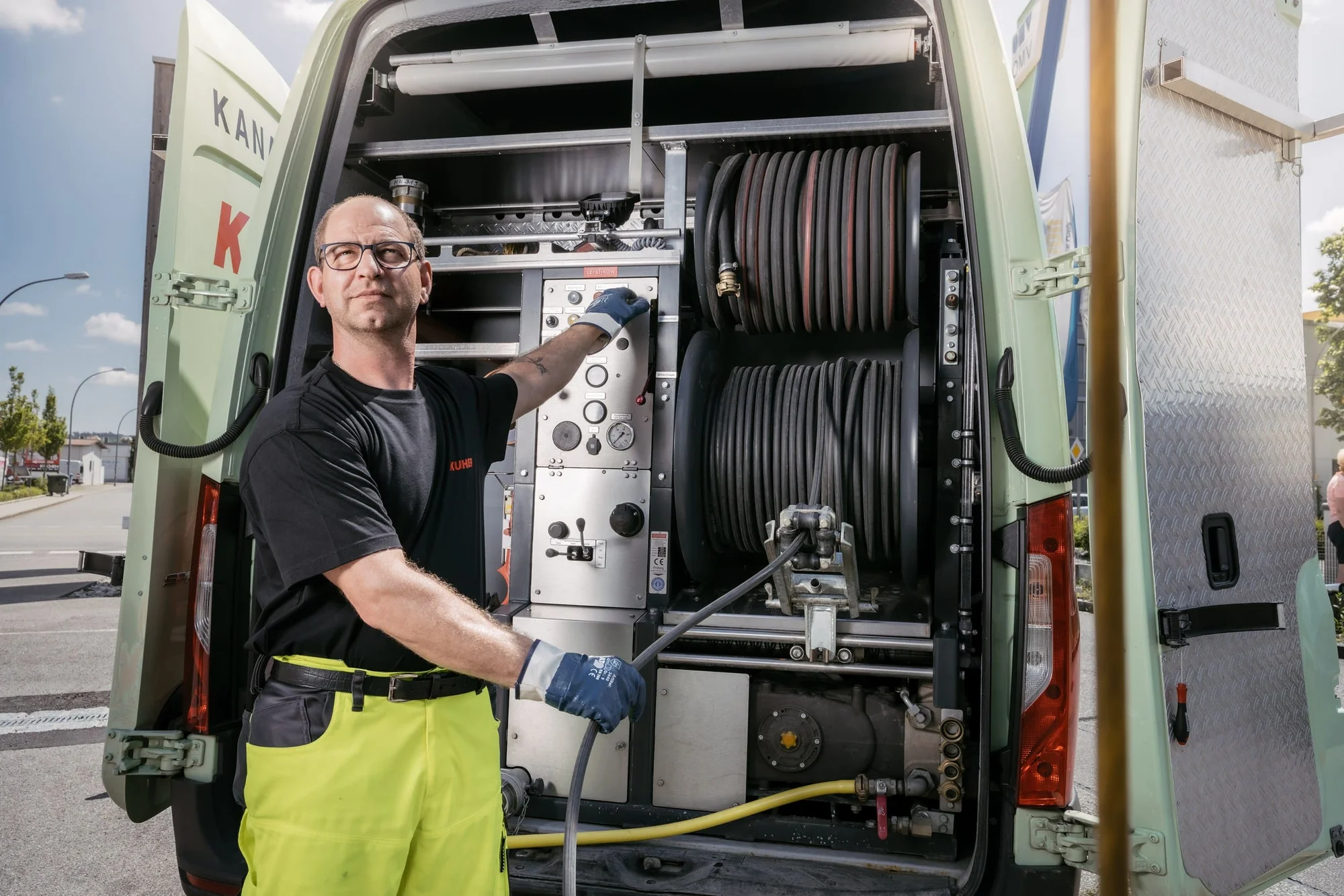 Saugbaggerarbeiten in Rüdesheim